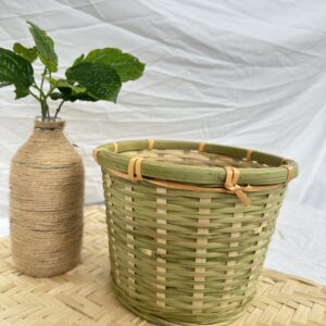 Green hexagonal eye basket