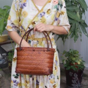 Bamboo woven hand-held tea set storage bag