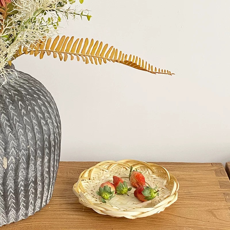 Bamboo woven round lace basket - Image 4